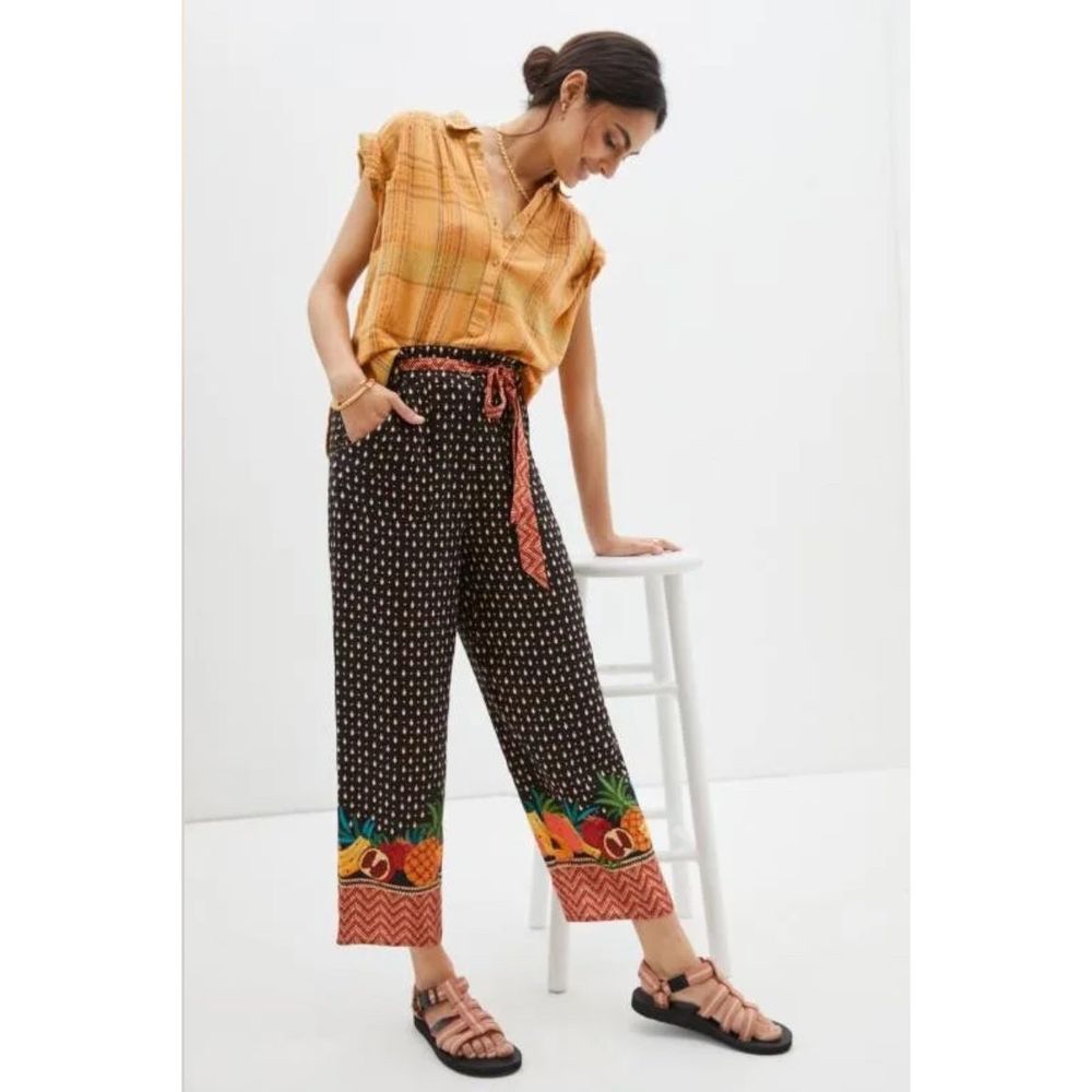 NEW Farm Rio Tucker Paperbag Pants  Size XS